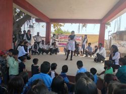 समाज कार्य विभाग के विद्यार्थियो द्वारा ग्राम सम्मानपुर, नकटी में जागरूकता शिविर का आयोजन किया गया।